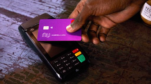 Nubank quer liberar Apple Pay em 2021