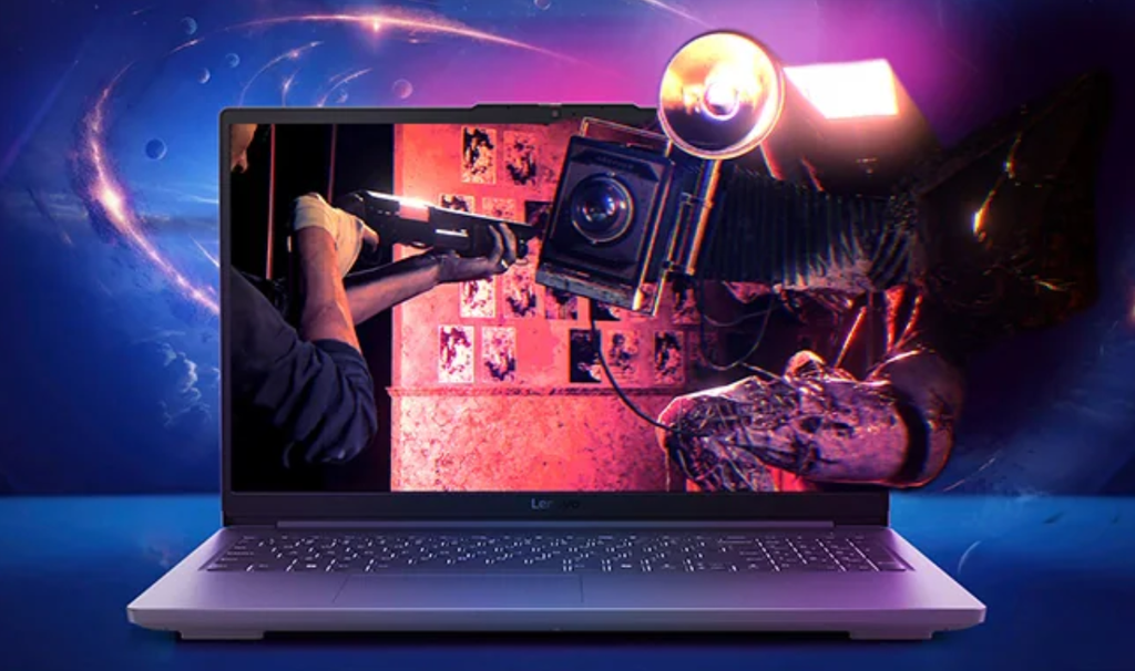 O Lenovo LOQ-e é uma ótima pedida em termos de custo-benefício: não é um notebook premium, mas aguenta muito bem os lançamentos atuais no mundo dos games (Imagem: Lenovo/Divulgação)