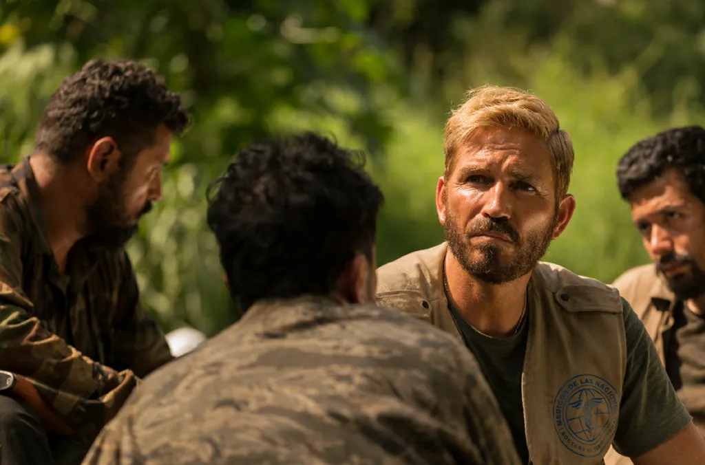 Jim Caviezel, protagonista de Sound of Freedom, já declarou que acredita na QAnon. (Imagem:Divulgação/Angel Studios)