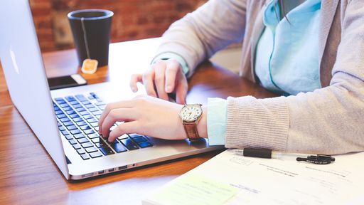 Startups contratam profissionais de tecnologia; confira mais de 200 vagas