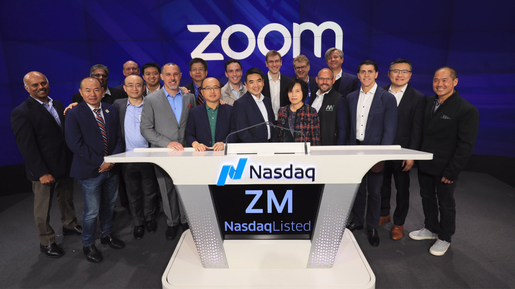 Zoom é uma empresa norte-americana fundada pelo sino-americano Eric Yuan (centro) (imagem: Qualcomm Ventures)