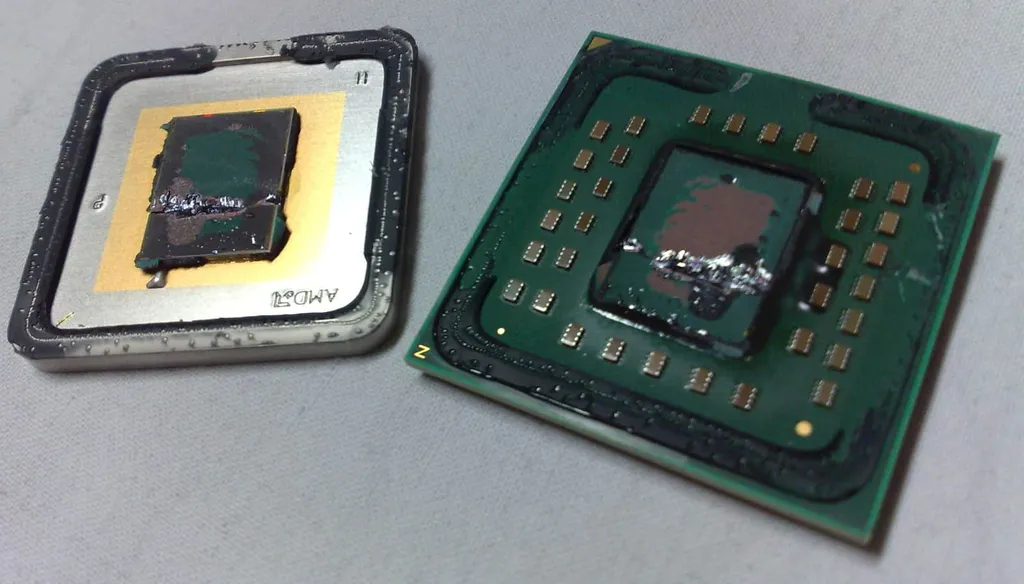 Exemplo de processadores danificados por superaquecimento (Imagem: Reprodução/GizmoFusion)