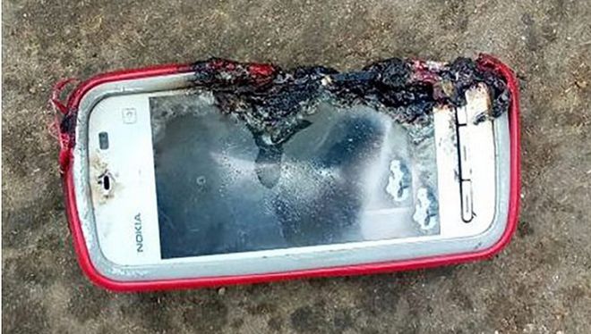 Explosão de Nokia 5233 causa morte de jovem na Índia 