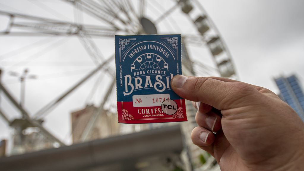 Visitantes que se cadastrarem no site da TCL recebem de brinde um ingresso para a Roda Gigante Brasil (Imagem: Divulgação/TCL)