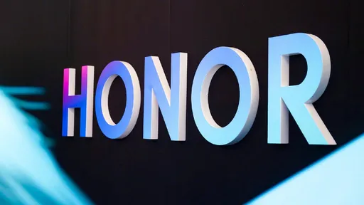 Primeira TV da chinesa Honor virá com uma câmera pop-up
