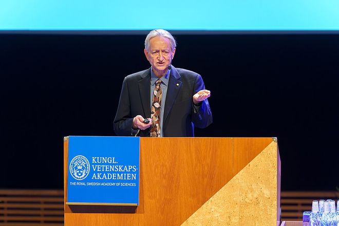 Geoffrey Hinton