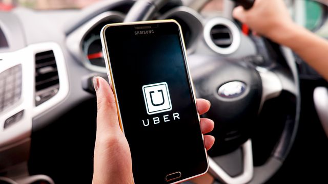 Uber processa Nova York por regra que "ameaça o modelo dos negócios"