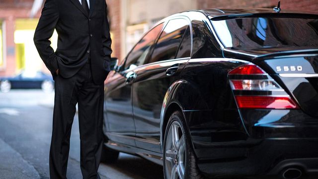 Câmara isenta Uber, Cabify e 99 de placa vermelha; cidades vão regulamentar
