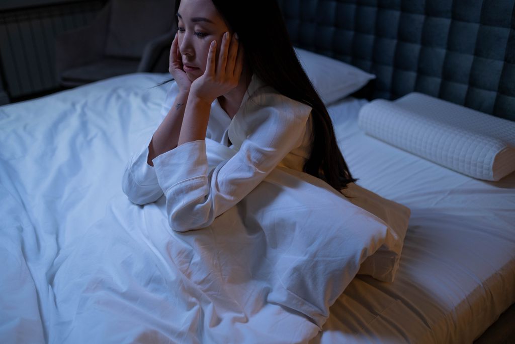 Melatonina pode ser aliada em uma boa noite de sono para pessoas que têm falta do hormônio (Imagem: Reprodução/Cottonbro/Pexels)