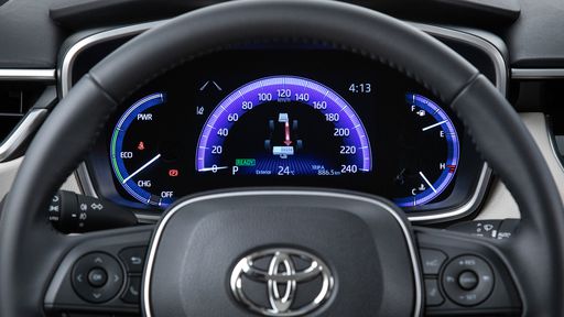 Crise dos semicondutores: Toyota paralisa produção de alguns carros no Brasil