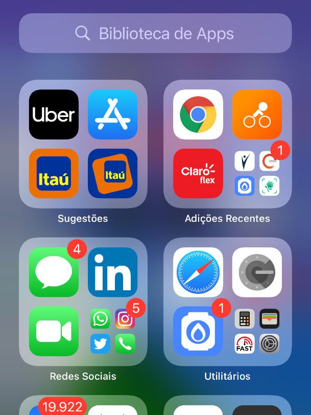 O iOS 14 agora conta com a Appl Library, que organiza os apps da tela inicial do iPhone (Captura de tela: Bruno Salutes)