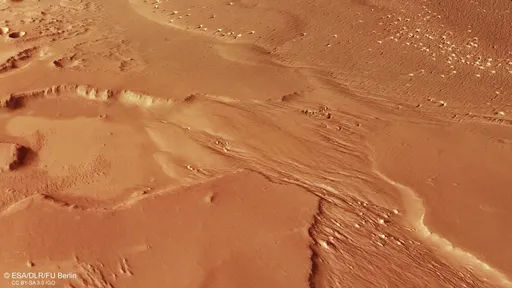 Maior depósito de poeira em Marte é fotografado pela sonda Mars Express