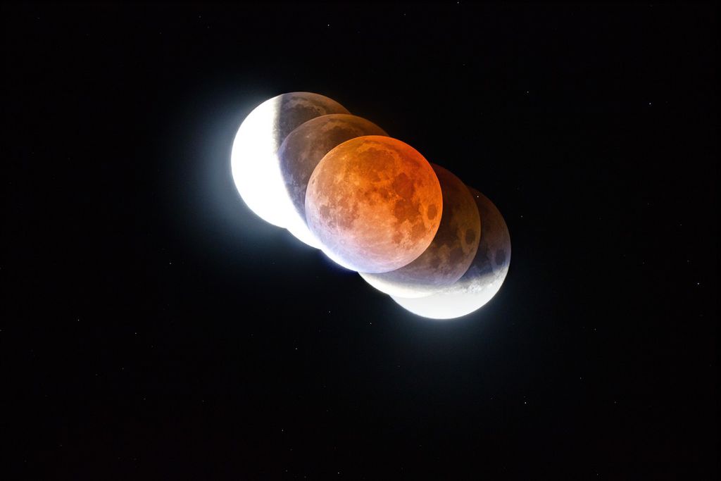 Eclipse lunar parcial, em que parte da Lua ficou fora da umbra (Imagem: Reprodução/Jean-Francois Gout)