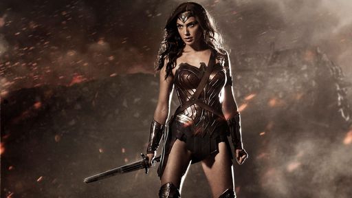 Diretora de Mulher Maravilha responde acusações de que o filme é uma 'bagunça'