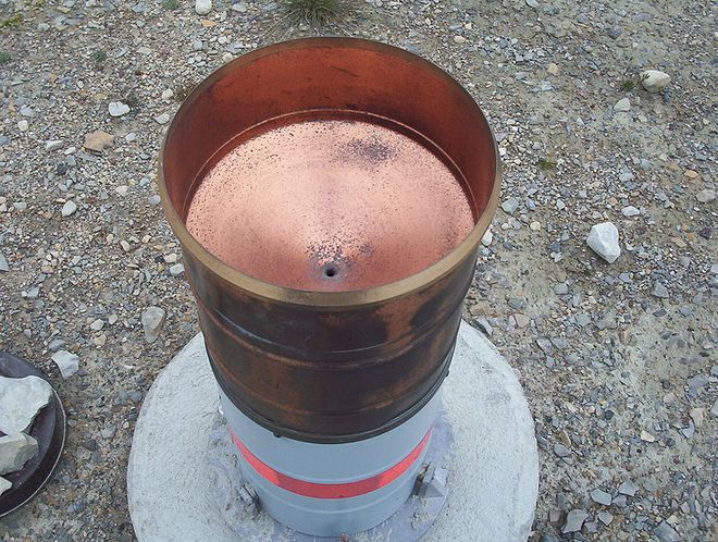 O funil conduz a precipitação para um recipiente com as medidas em milímetros (Imagem: Reprodução/Domínio Público)