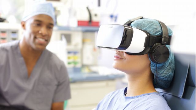 Realidade virtual pode ser eficaz para combater dores agudas, diz estudo