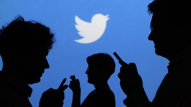 Twitter lança recursos de mensagens diretas em grupo e gravação de vídeos