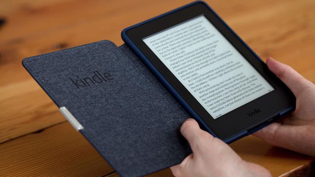 Amazon comemora 10 anos do Kindle com descontos de até 80%
