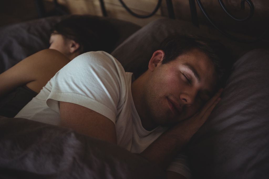 Apneia obstrutiva do sono pode aumentar o risco de morte súbita, diz estudo
