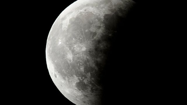 Prepare-se para mais um eclipse lunar que veremos no Brasil na terça-feira (16)