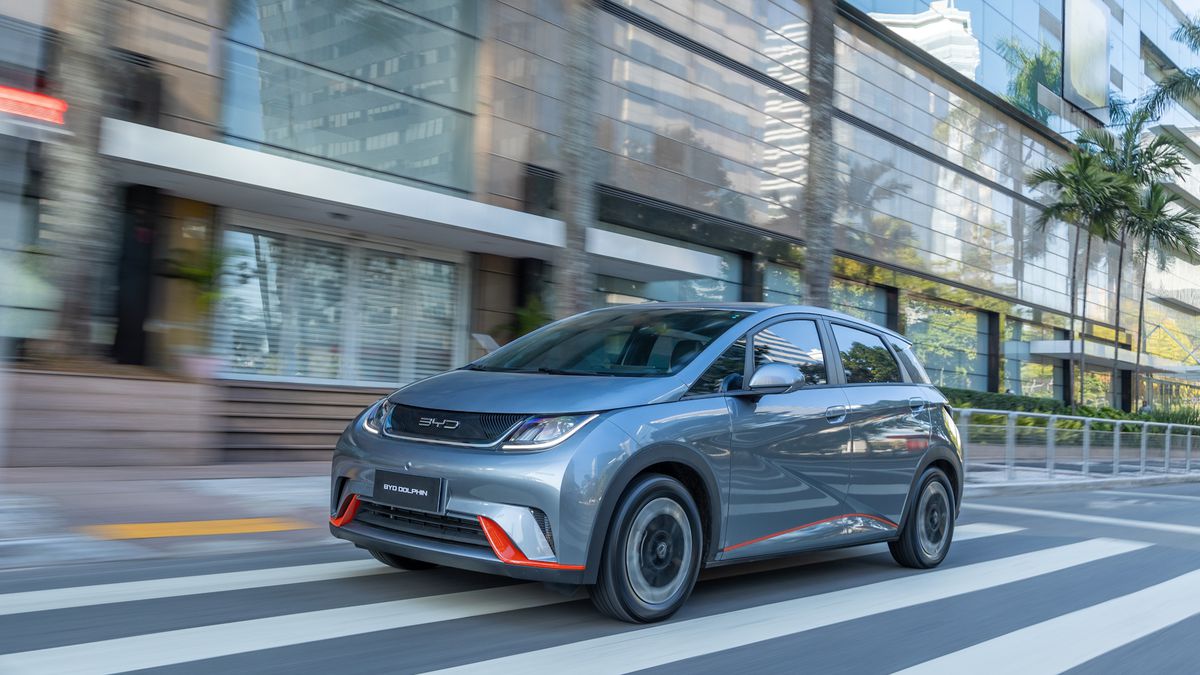 O que vale mais a pena: carro híbrido ou elétrico usado?