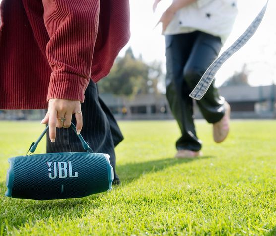 JBL Charge 6