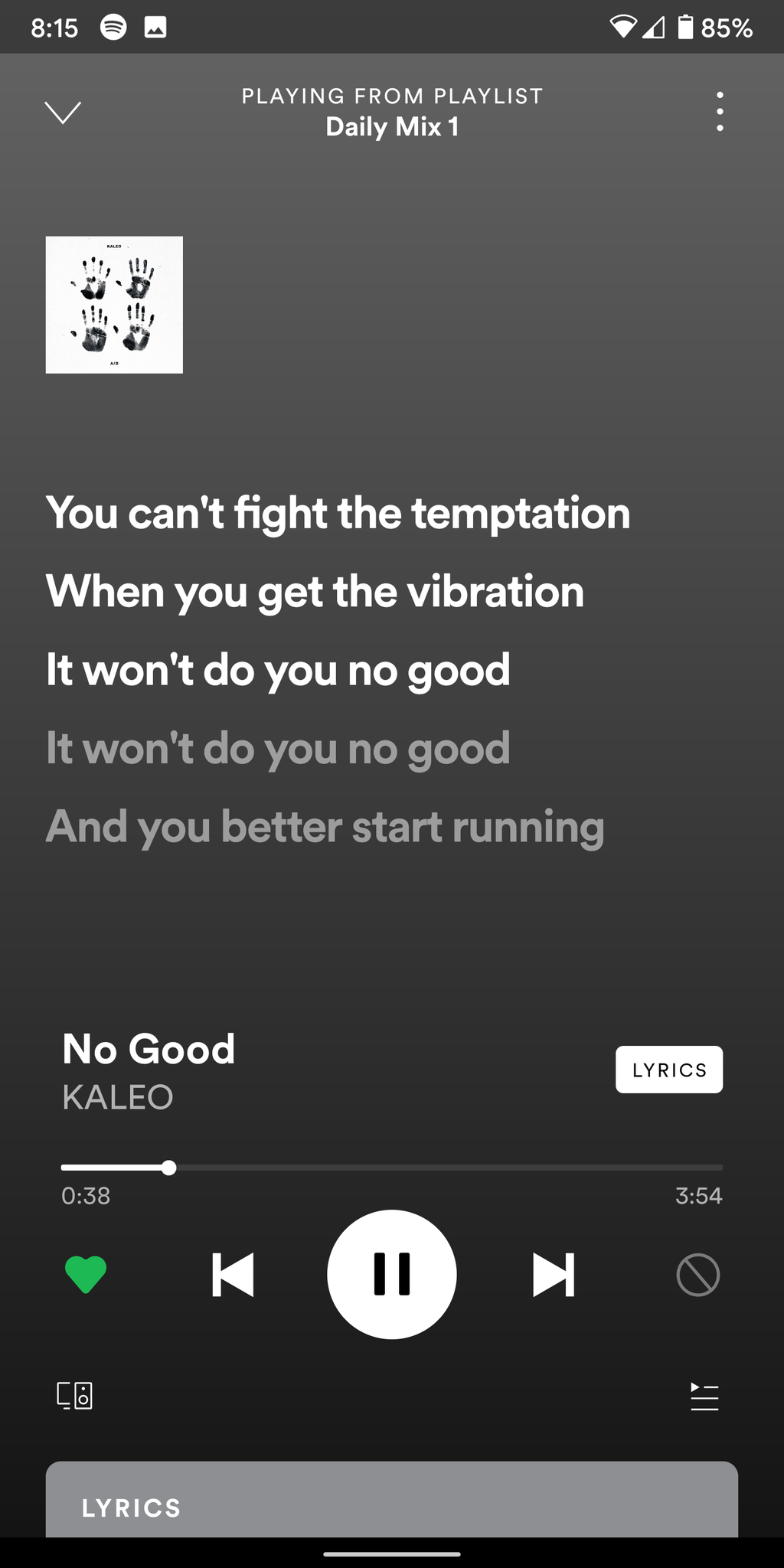 Nova interface da exibição de letras de músicas do Spotify. (Imagem: Reprodução/Android Police)