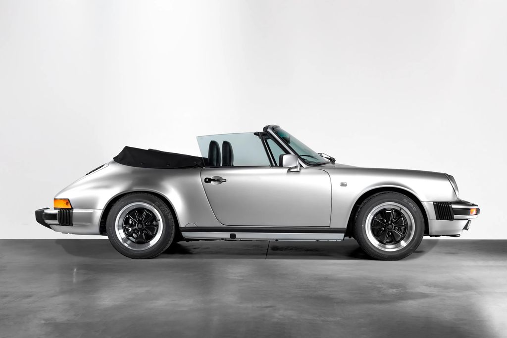 Porsche 911 visto de lado