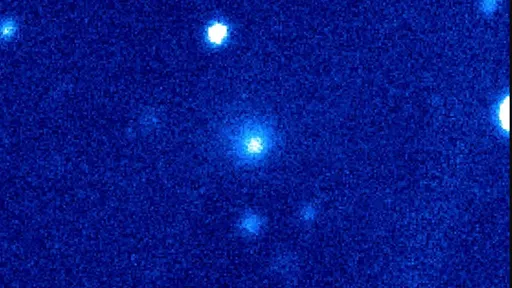 Astrônomos observam primeiras atividades no grande cometa vindo da Nuvem de Oort