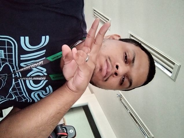 Edge 30 Neo selfie