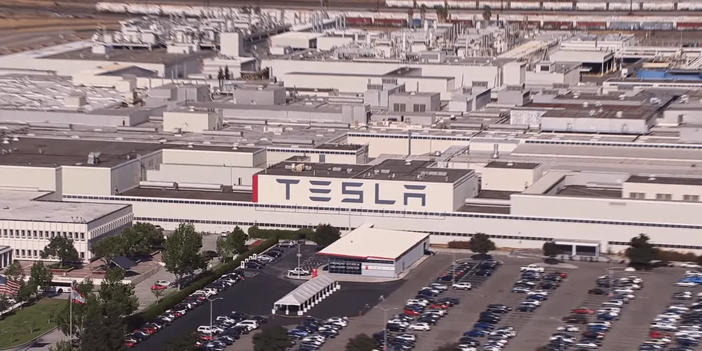Gigafábrica da Tesla em Fremont, na Califórnia (Imagem: Felipe Ribeiro/Canaltech)