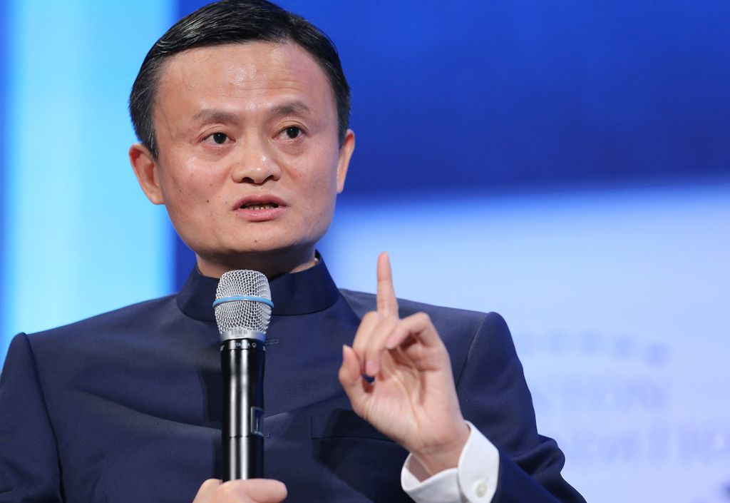 Para o fundador da Alibaba, cenário atual de guerras fiscais entre China e EUA inviabiliza criação de 1 milhão de postos de trabalho prometida a Donald Trump.