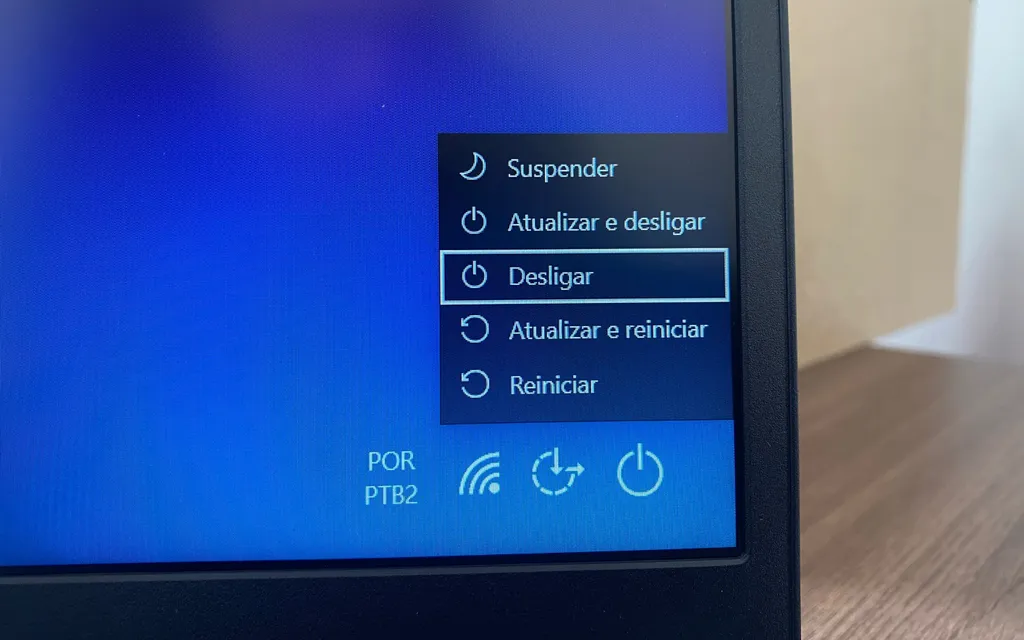 O comando "Ctrl + Alt + Del" também pode ser usado para desligar o PC pelo teclado (Imagem: Caio Carvalho)