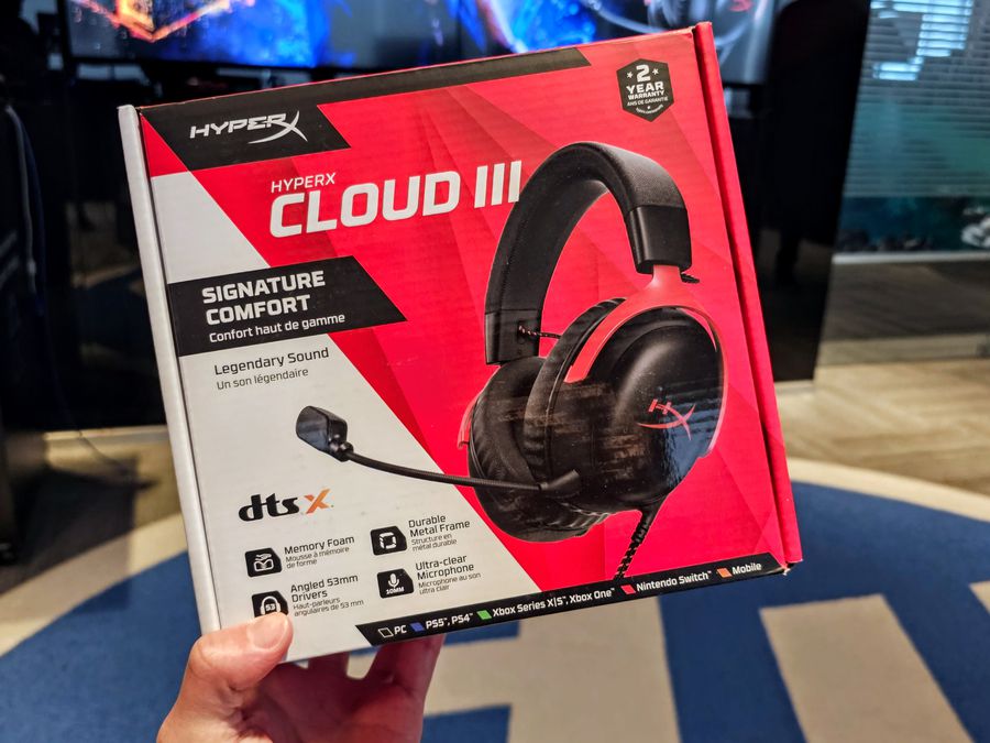 【未開封新品】HyperX Cloud III HyperX Cloud III chega ao Brasil com design e microfone