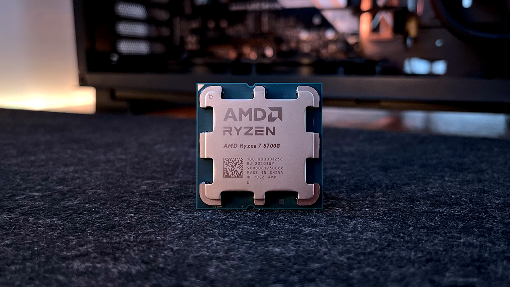 Ryzen 7 8700G traz melhorias importantes e é um salto significativo em relação ao Ryzen 7 5700G de 3 anos atrás (Foto: Jones Oliveira/Canaltech)