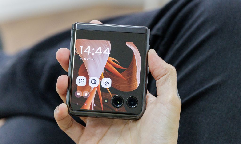 Motorola quer desbancar Xiaomi no mercado de celulares (Imagem: Ivo Meneghel Jr./Canaltech)