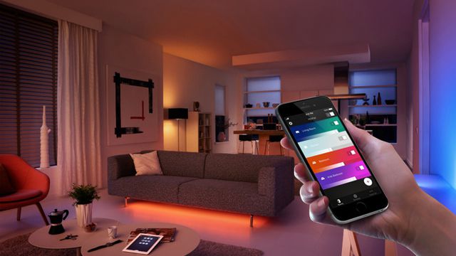Philips lança nova versão de app para controle de lâmpadas inteligentes