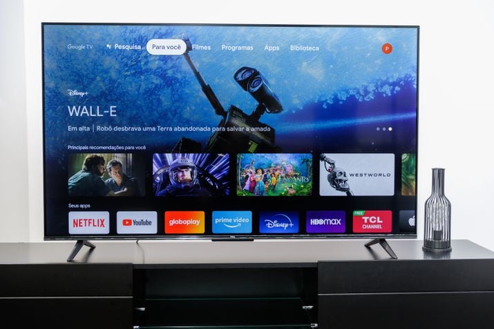 Review TCL P635  Uma boa smart TV intermediária - Canaltech