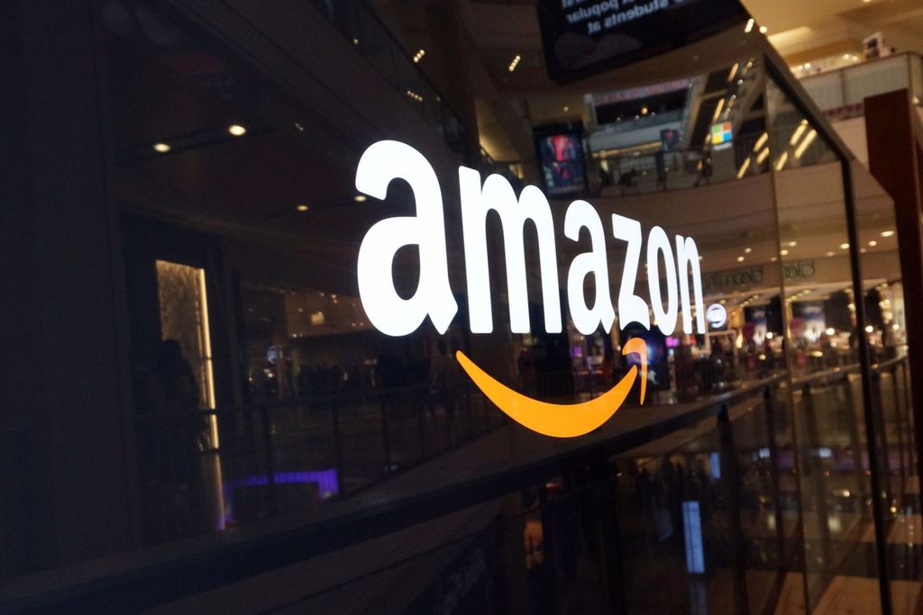 A área administrativa da Amazon mostrou preocupação com as acusações sofridas, pedindo que funcionários dêem voz às suas preocupações a fim de que a empresa possa assegurar as proteções garantidas por lei