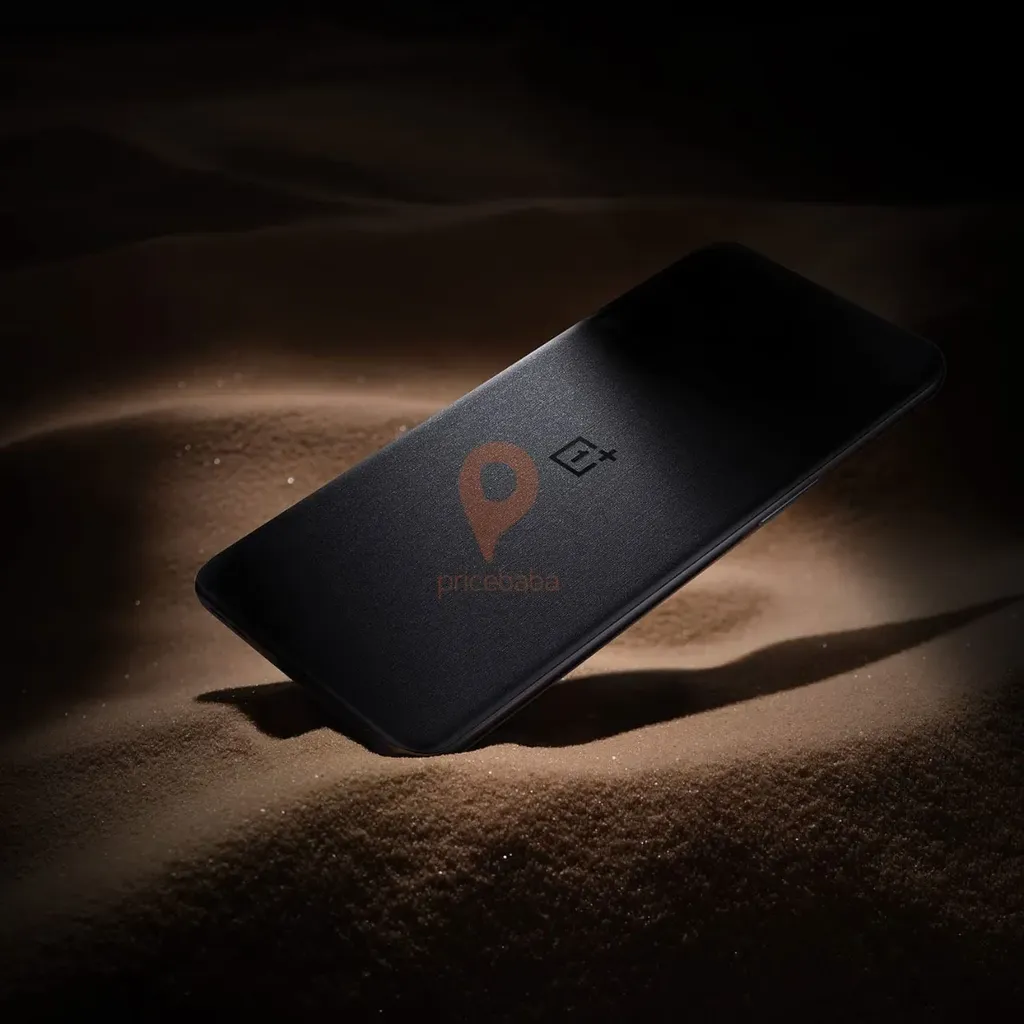 Teaser do OnePlus 10T mostra a traseira do dispositivo com a cor Moonstone Black (Imagem: Reprodução/Pricebaba)