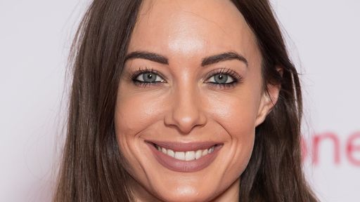 YouTuber britânica Emily Hartridge morre após colidir seu patinete com caminhão