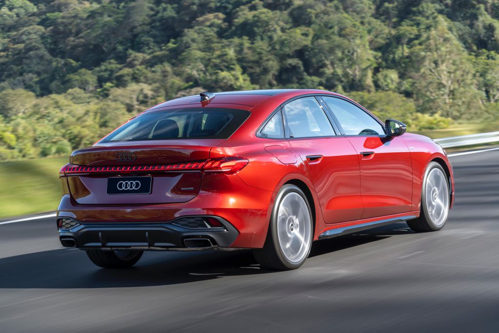 Audi A5 visto por trás