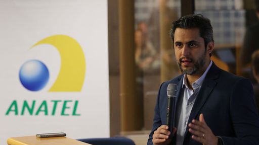 Interferência com parabólicas pode atrasar leilão do 5G no Brasil, aponta Anatel