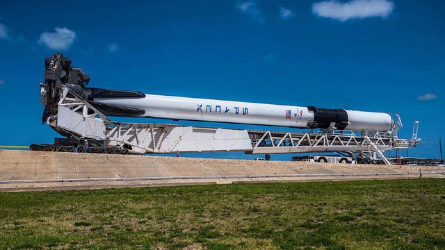 Falcon 9 será lançado nesta terça-feira (7) com impulsionador utilizado em maio