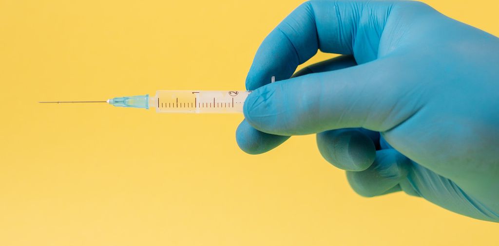 Os cientistas fizeram uma estimativa de que a vacina é capaz de encurtar 100 dias a luta contra a COVID-19 nos EUA (Imagem: Thirdman / Pexels)