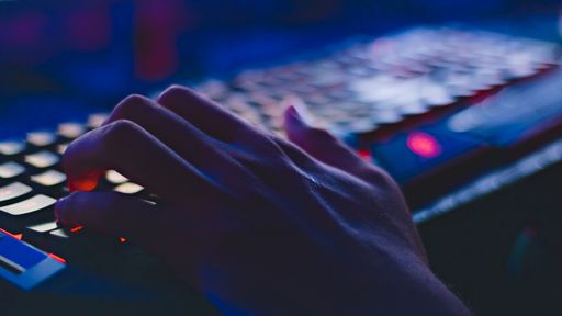 EUA indicia suspeitos de realizarem ataques de ransomware contra governo