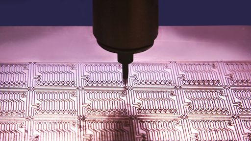 Cientistas criam circuito eletrônico impresso feito de carbono 100% reciclável