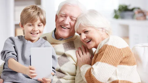 Especial Dia dos Avós | Internet, apps, segurança e muito amor pelos netos