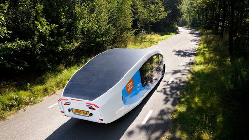 Conheça a Stella Vita, a 1ª "casa solar" sobre rodas do mundo