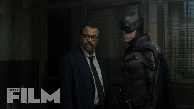 Filme deve dar bastante destaque à parceria entre Batman e Gordon (Imagem: Reprodução/TotalFilm)